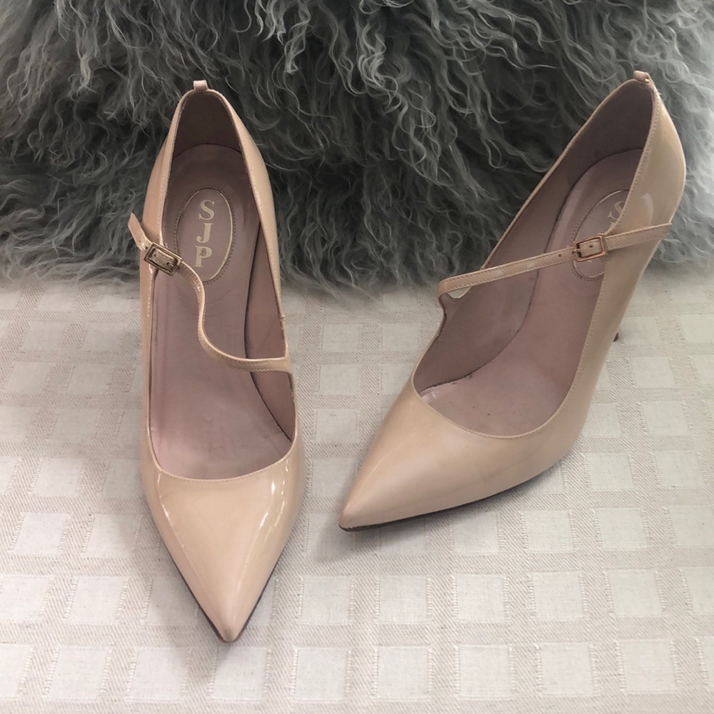 Sjp by Sarah Jessica Parker beige patent leather